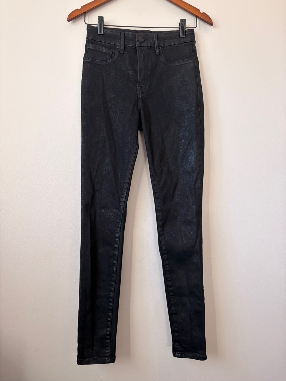 Good American Good Legs Coated High-Rise Skinny Jeans 4 / 27